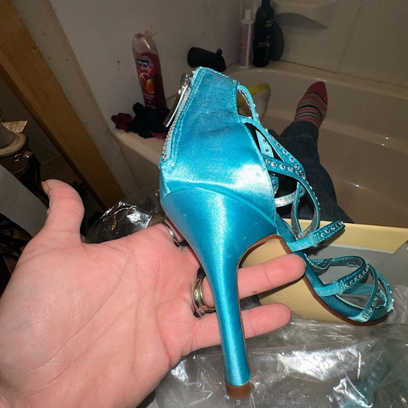 NIB Rinestone Davids - Picture 1 of 7